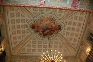 Particolare del soffitto del salone centrale - Villa Mirabello