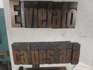 Caratteri tipografici in legno per la stampa